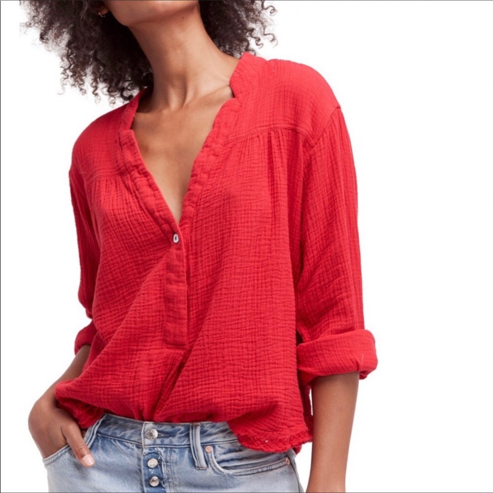 ❋🎉 HP 🎉❋ Free People ❋ Changing Horizons Top ❋